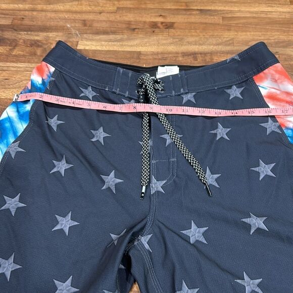 Mirage Star and Tye Dye 4 Way Stretch Boardshort Size 31 never worn - Picture 6 of 11